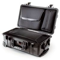 Pelican1510 Laptop Overnight Case w/Retractable Handle & Wheels