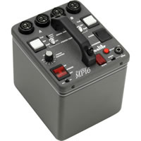 Dyna-LiteMP1600 Power Pack 1600w/s with Pocketwizard 12'AC and 16 phono plug sync cables